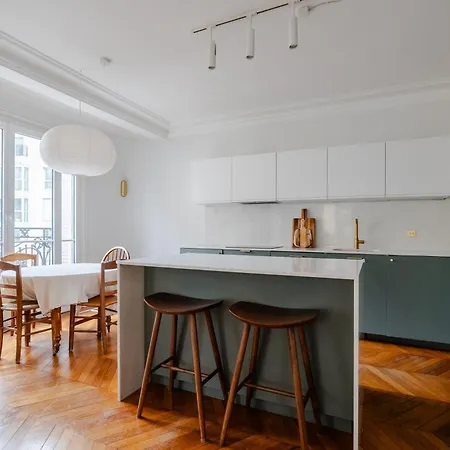 Veeve - Blanche Harmony Paris